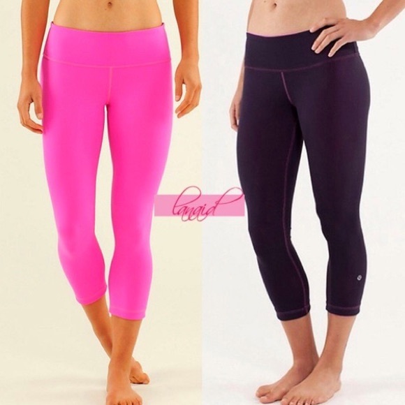 lululemon athletica Pants - Lululemon Wunder Under Yoga Crop Leggings Reversible in Purple / Paris Pink